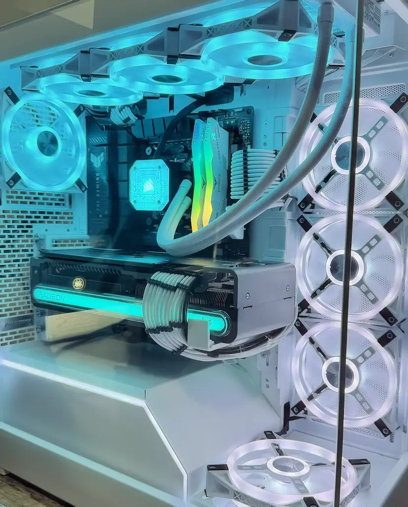 Montaje Gaming PC Phanteks Canillas